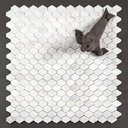 Calacatta White Honed Marble Fish Mosaic Tiles