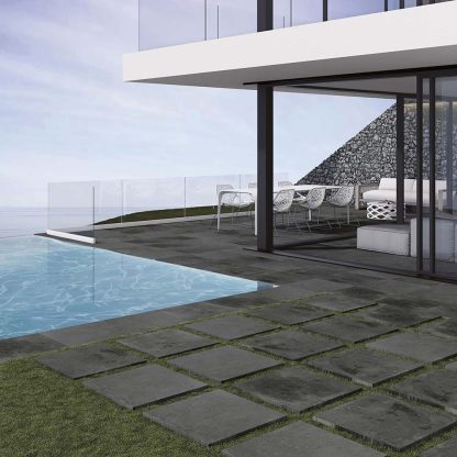 Arley Black Glazed Porcelain